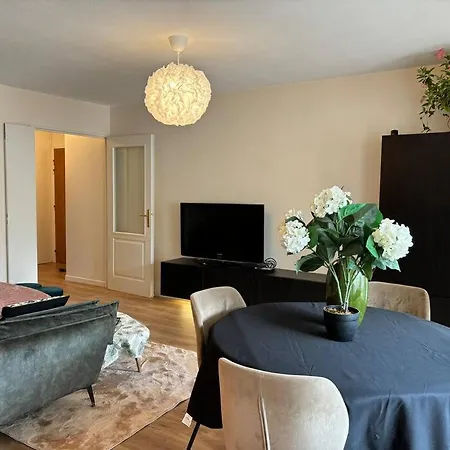 Le Sweet I T3 Apartment *